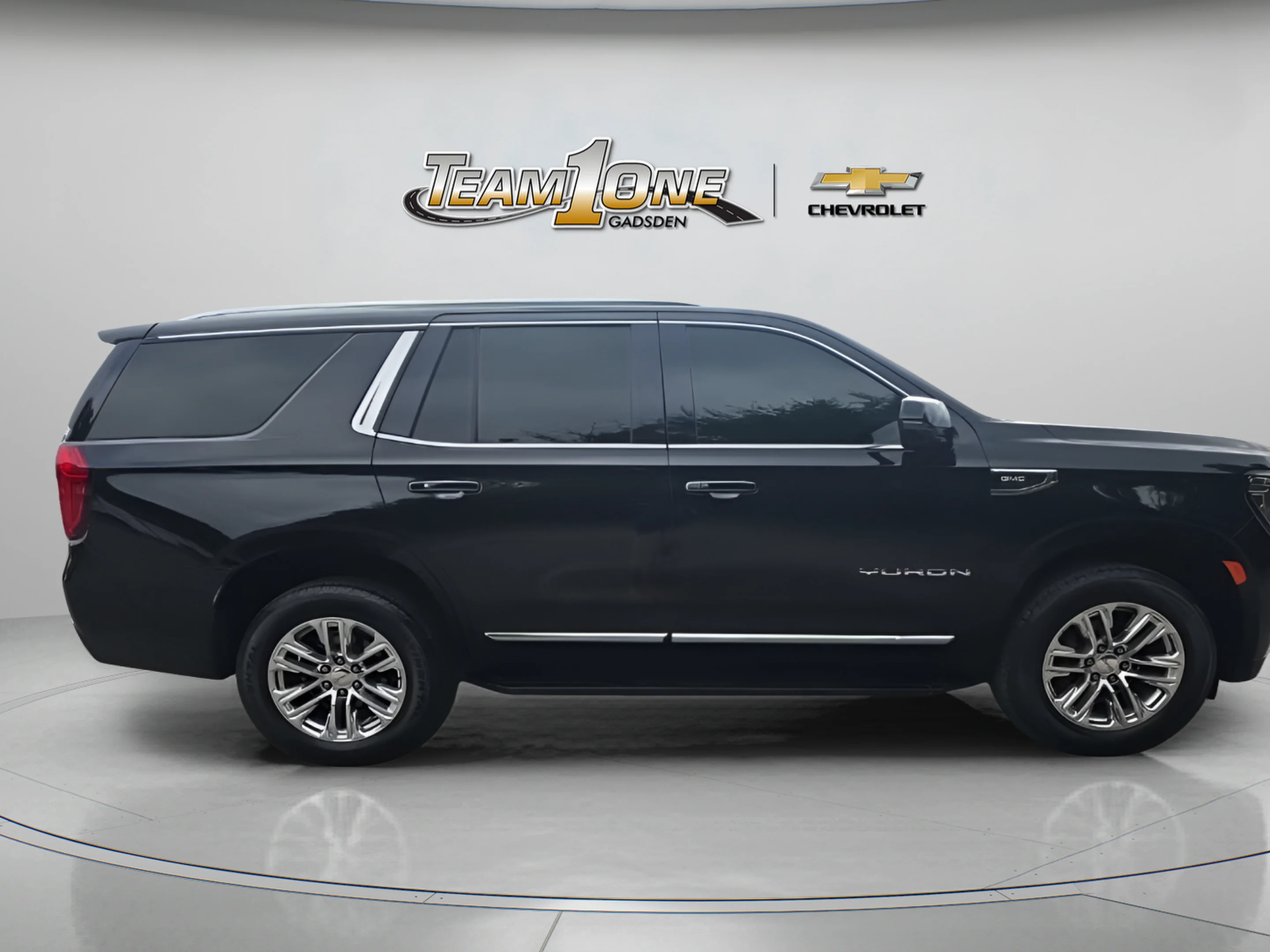 Used 2022 Onyx Black GMC SLT image 8