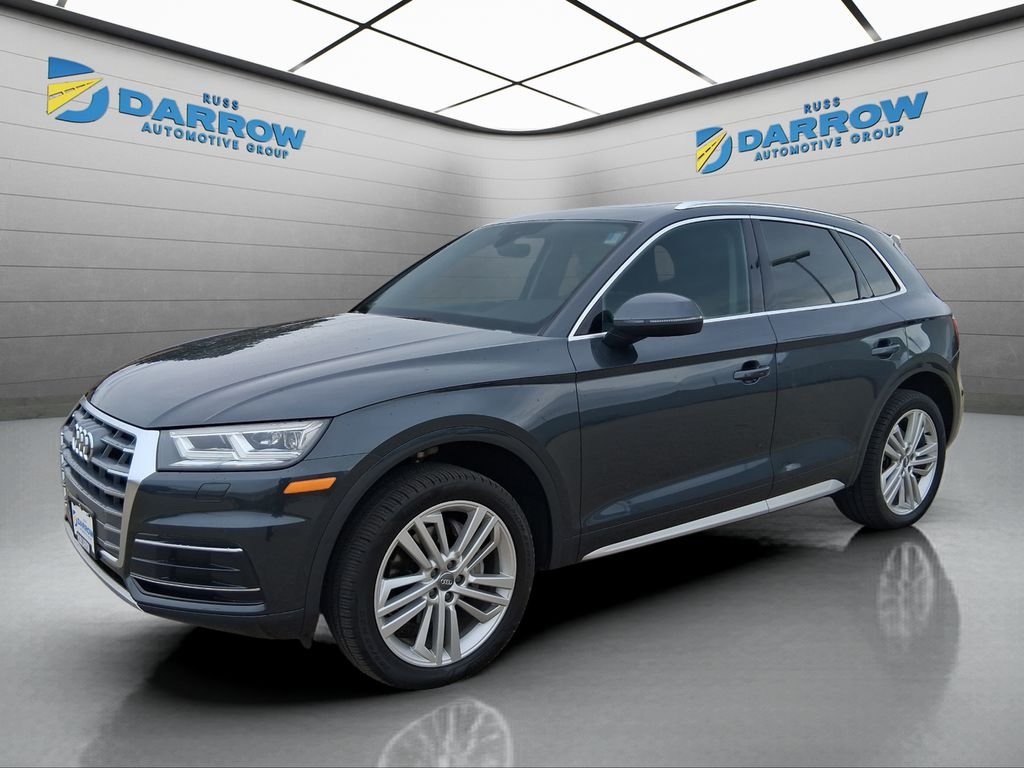 2018 Audi Q5 2.0T quattro S tronic Premium Plus's photo