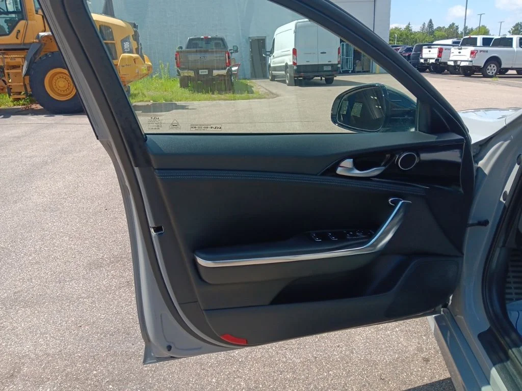 Used 2022 Ceramic Silver Kia GT-Line image 14