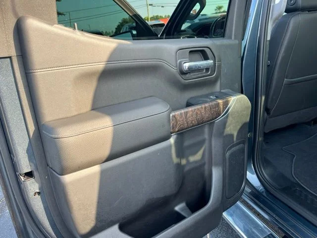 Used 2019 Blue GMC Denali image 12