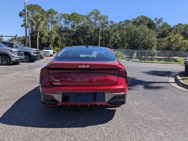 Used 2025 Runway Red Kia EX image 4