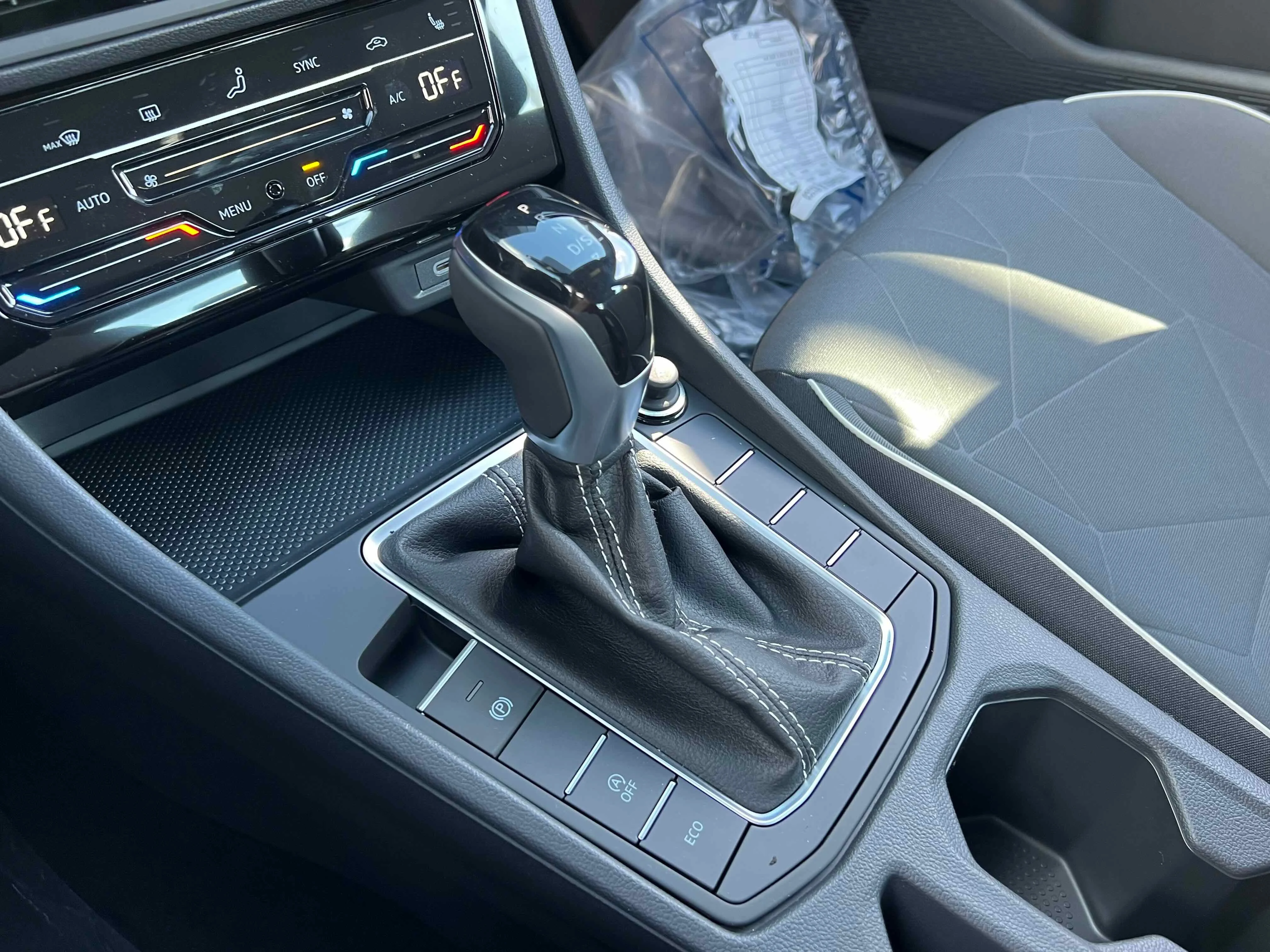 New 2026 Pure White Volkswagen Sport image 27
