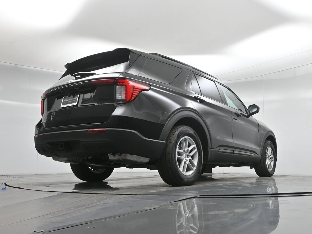 New 2026 Agate Black Metallic Ford Active image 47