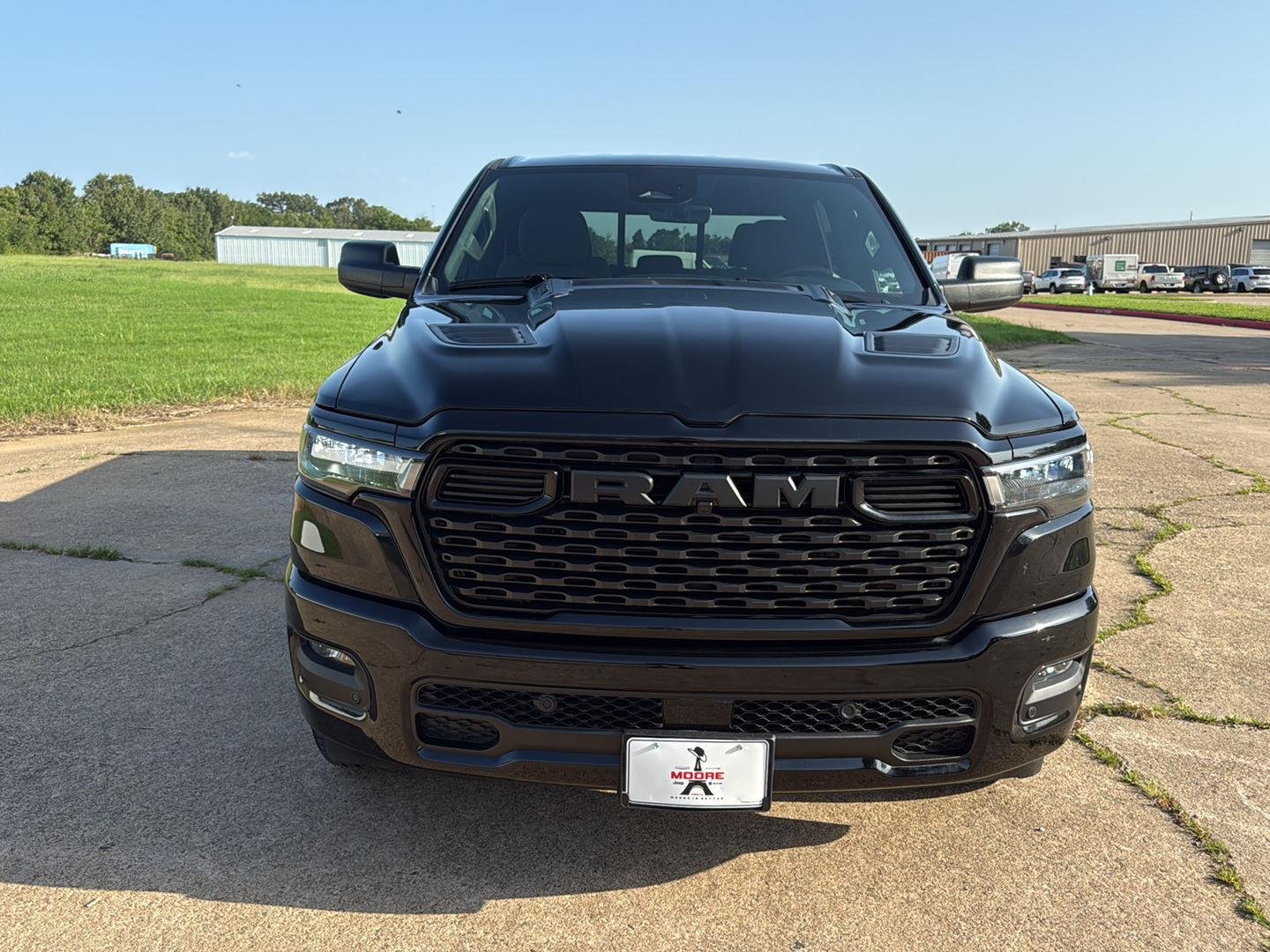 New 2026 Diamond Black Crystal Pearlcoat RAM Express image 2