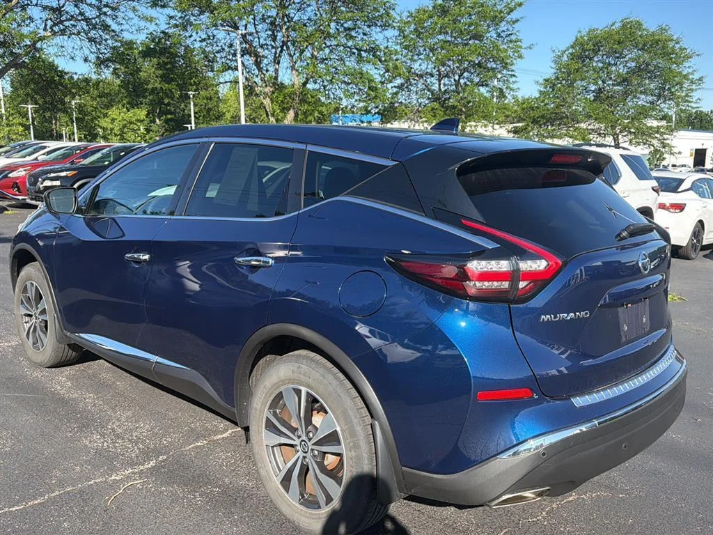 Used 2021 Deep Blue Pearl Nissan S image 4