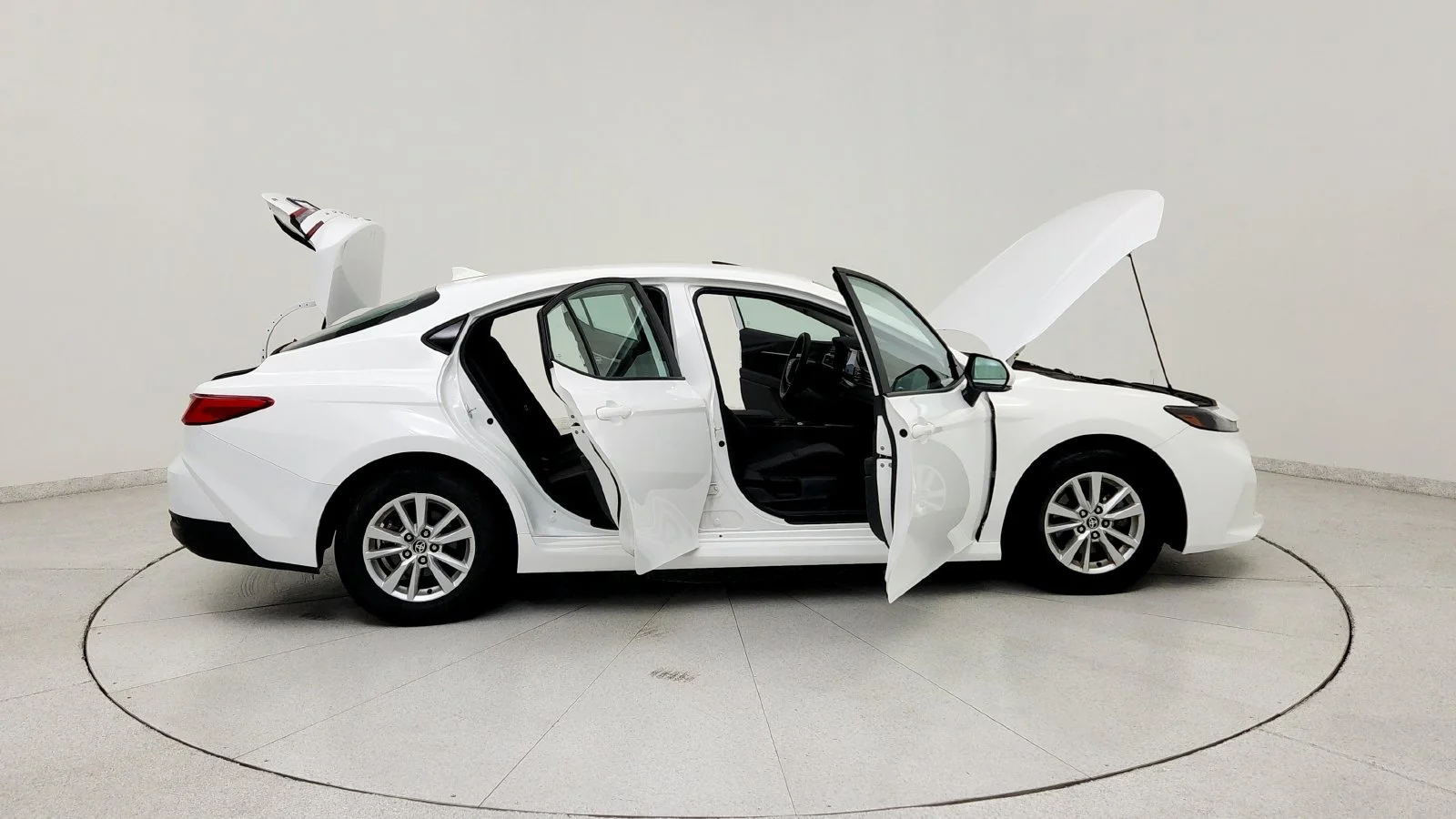 Used 2025 White Toyota LE image 14