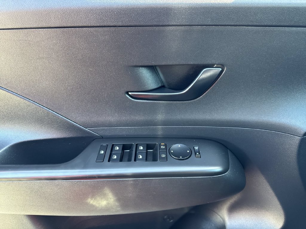 Used 2024 Red Hyundai SEL image 11