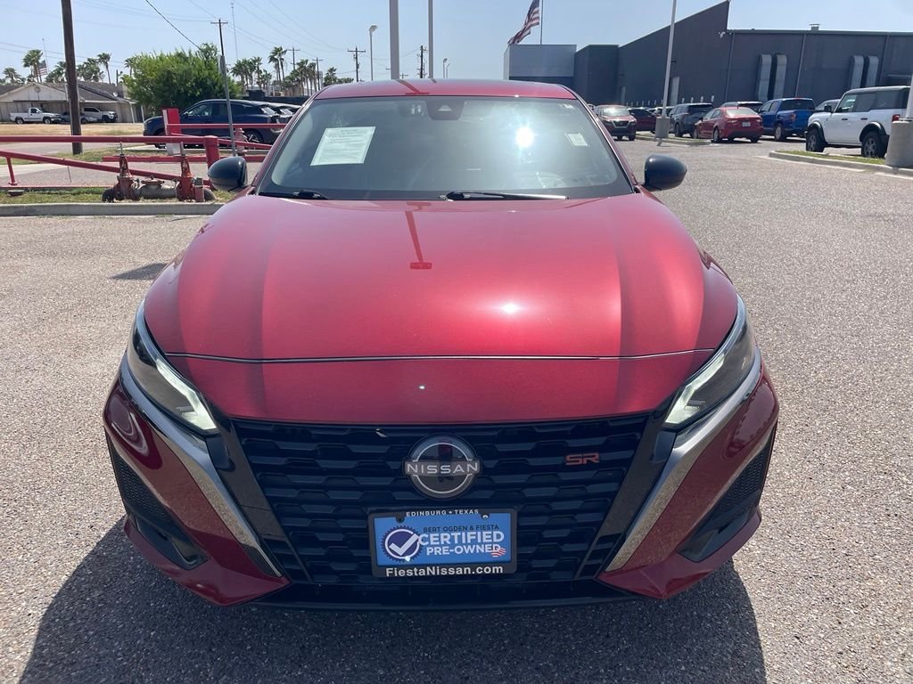 Used 2024 Red Nissan 2.5 SR image 2
