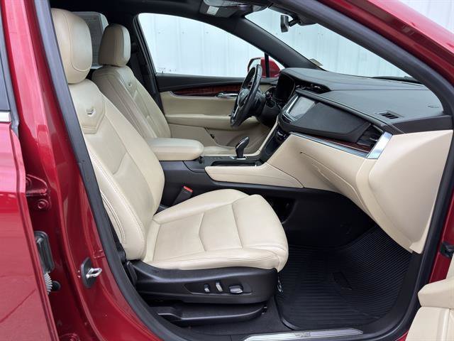 Used 2019 Red Horizon Tintcoat Cadillac Premium Luxury AWD image 19