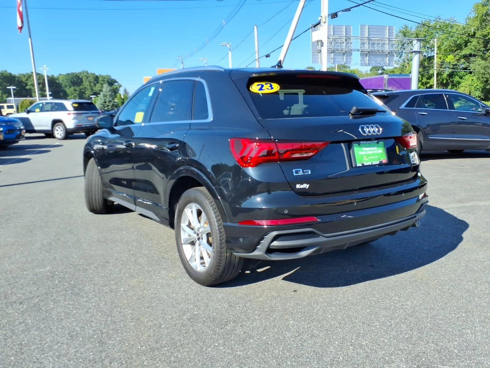Used 2023 Mythos Black Metallic Audi S line Premium image 11