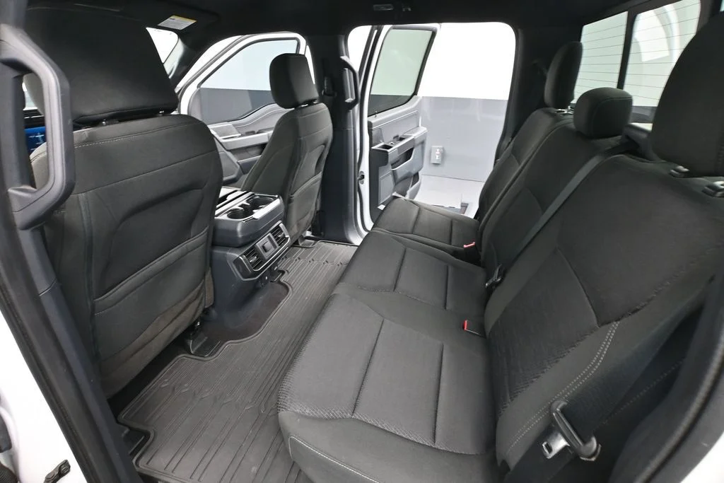 Used 2023 White Ford XLT image 40