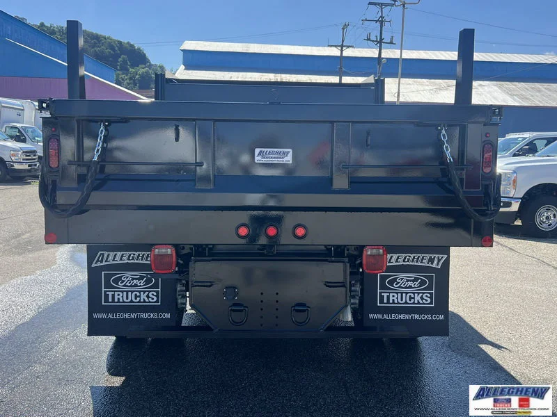 2026 Ford F-550 Super Duty Chassis Cab XL - Photo 7
