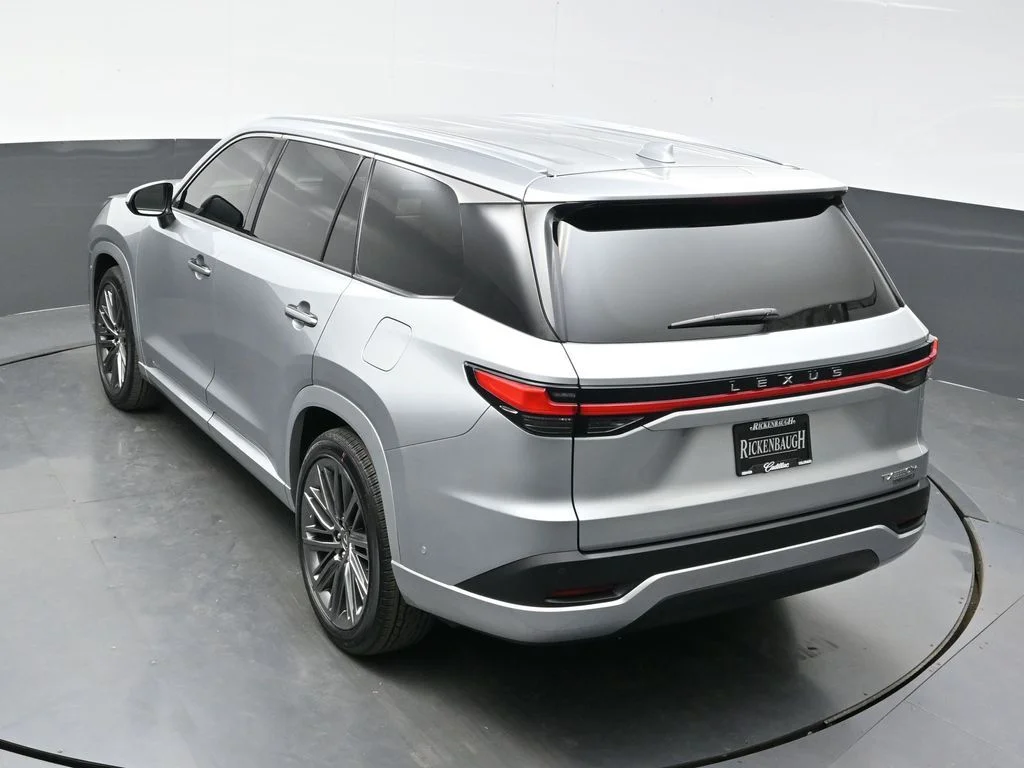 Used 2024 Silver Lexus 550h+ Luxury image 44