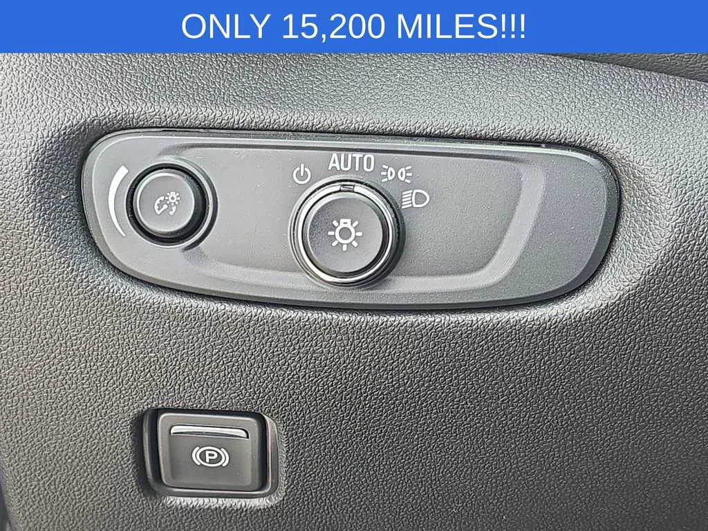 Used 2024 Black Chevrolet 2LT image 18