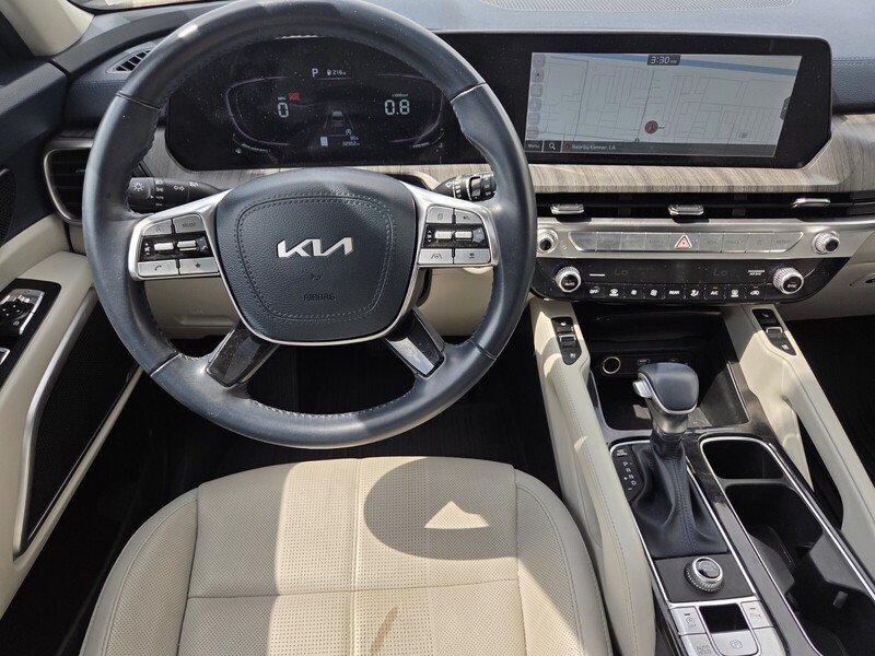 Used 2024 Black Kia EX image 20
