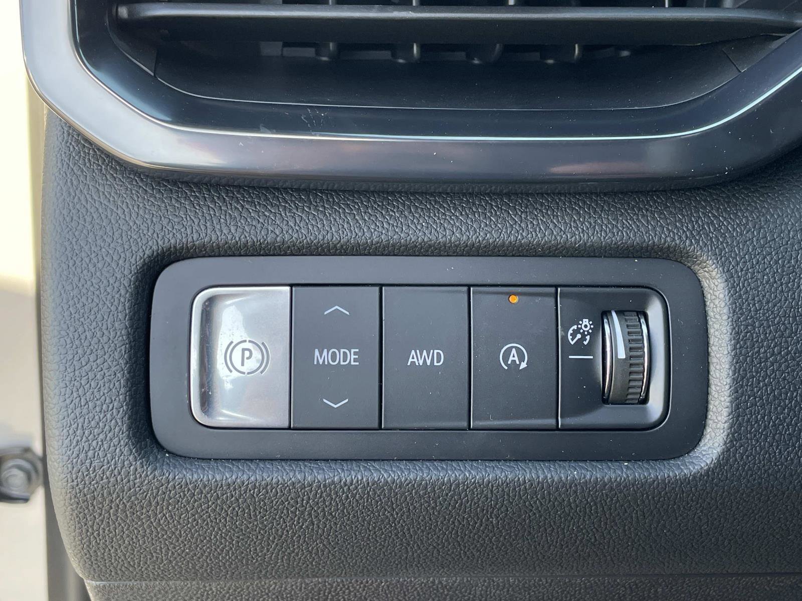 2026 GMC Acadia AT4 - Photo 16