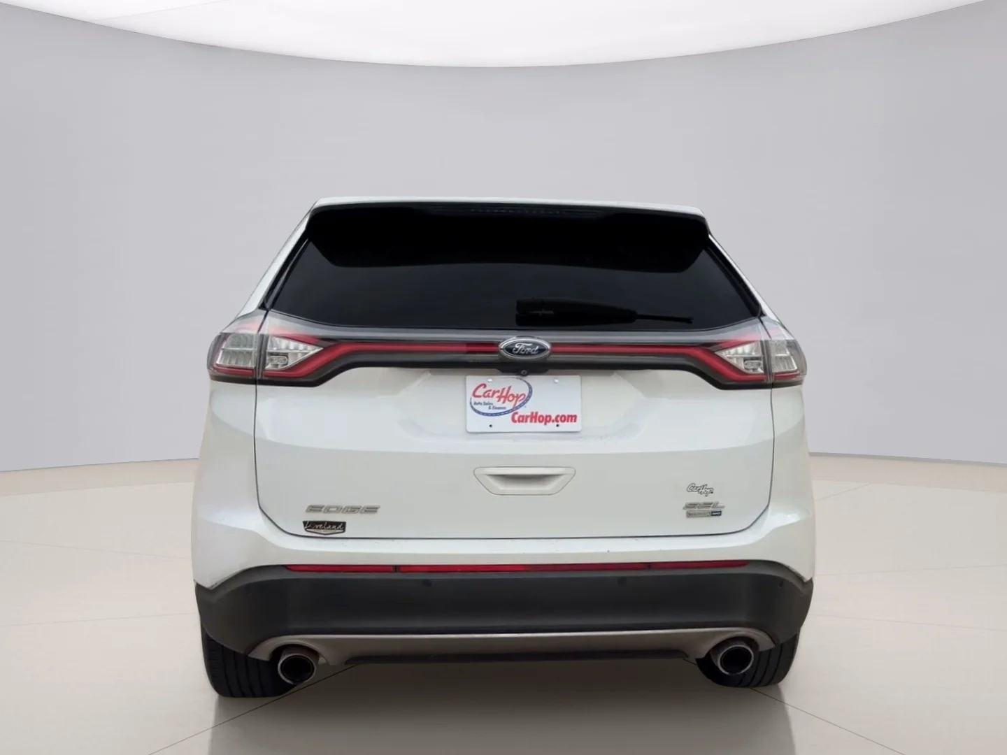 Used 2016 White Ford SEL image 4