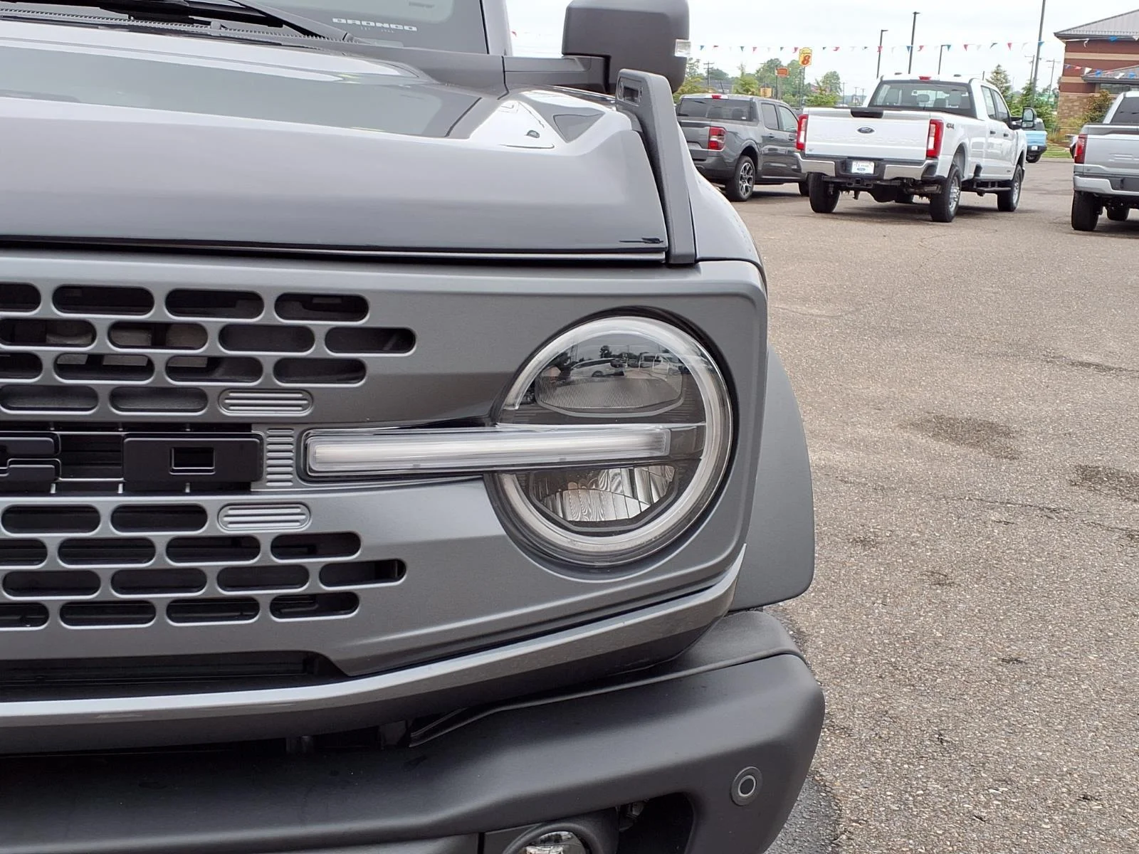 Used 2025 Carbonized Gray Metallic Ford Badlands image 15