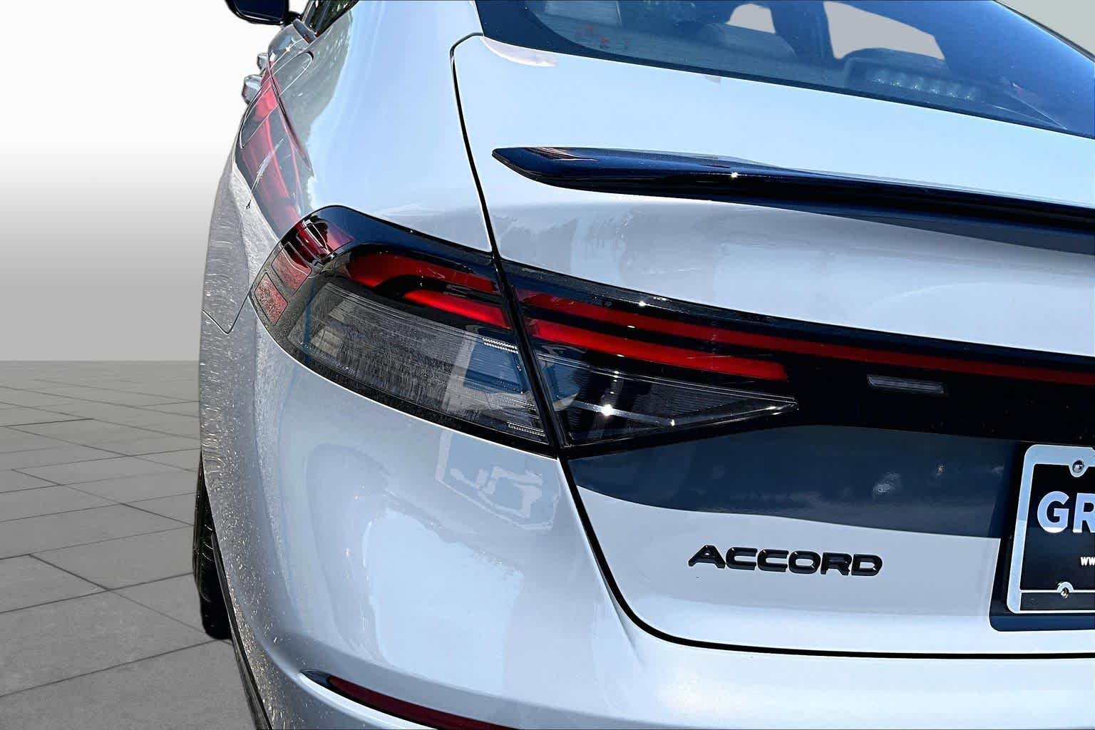 Used 2026 Urban Gray Pearl Honda Sport-L Hybrid image 28