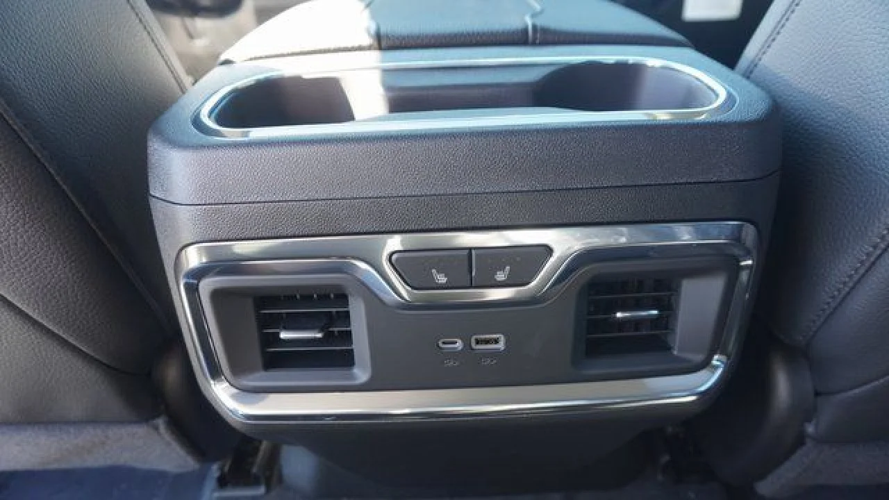 2026 GMC Sierra 3500HD Denali - Photo 24
