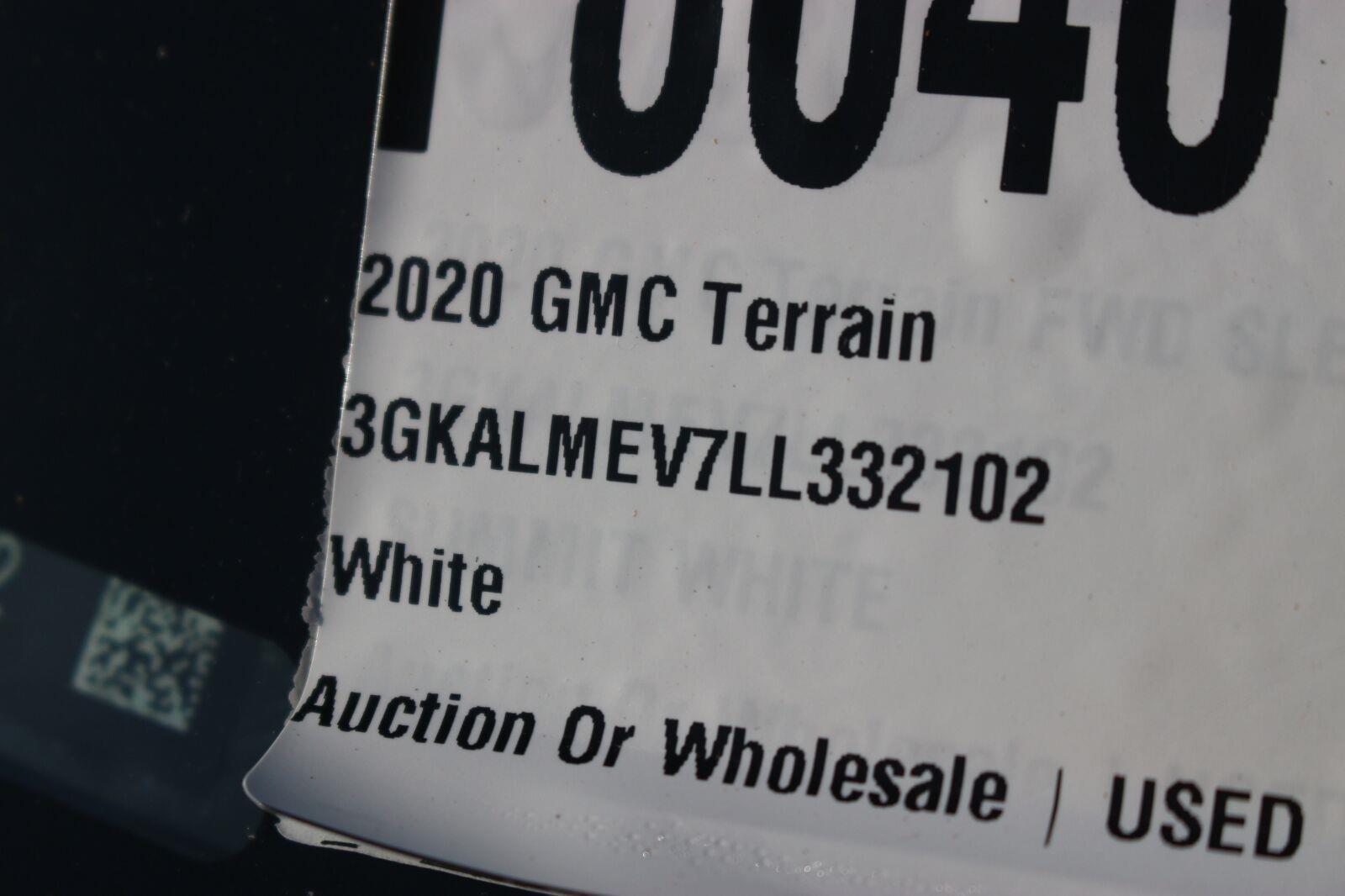Used 2020 SUMMIT WHITE GMC SLE image 38