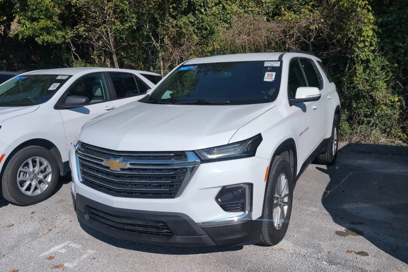 Used 2023 SUMMIT WHITE Chevrolet LT Cloth image 12