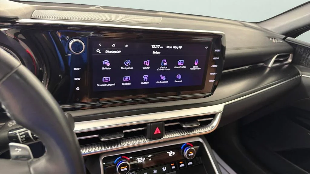 Used 2023 Black Kia GT image 21
