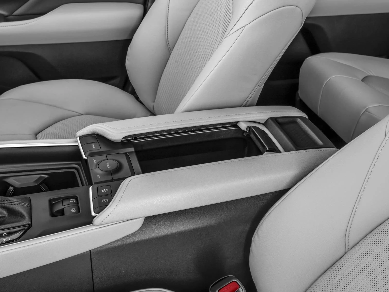 New 2026 Midnight Black Metallic Toyota XLE image 10