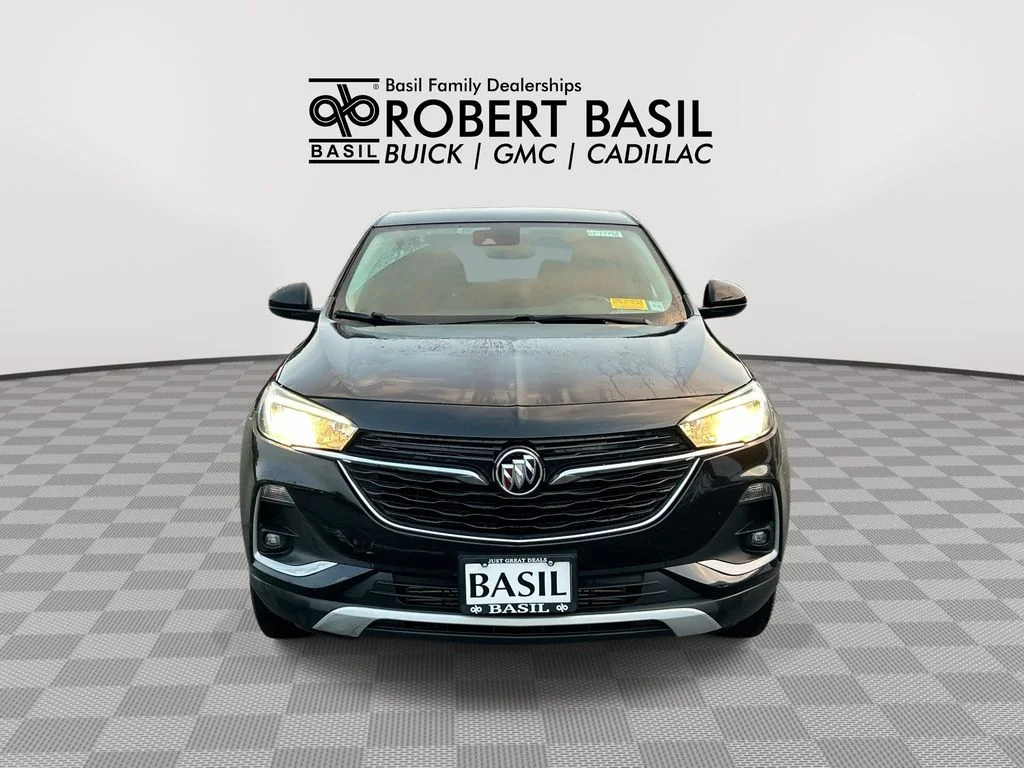 Used 2022 Black Buick Preferred image 3