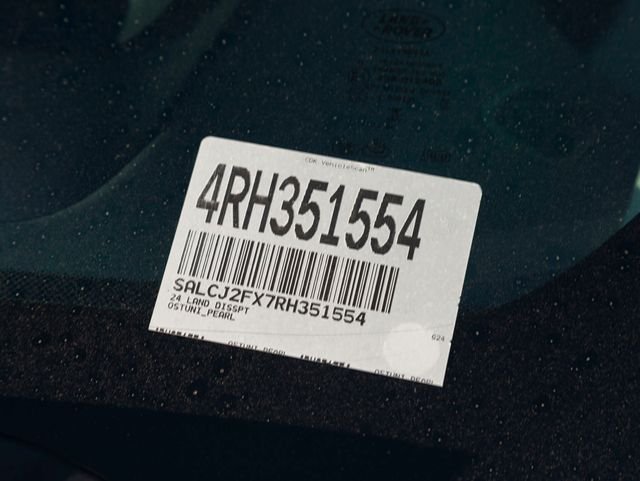 Used 2024 Ostuni Pearl White Land Rover S image 35