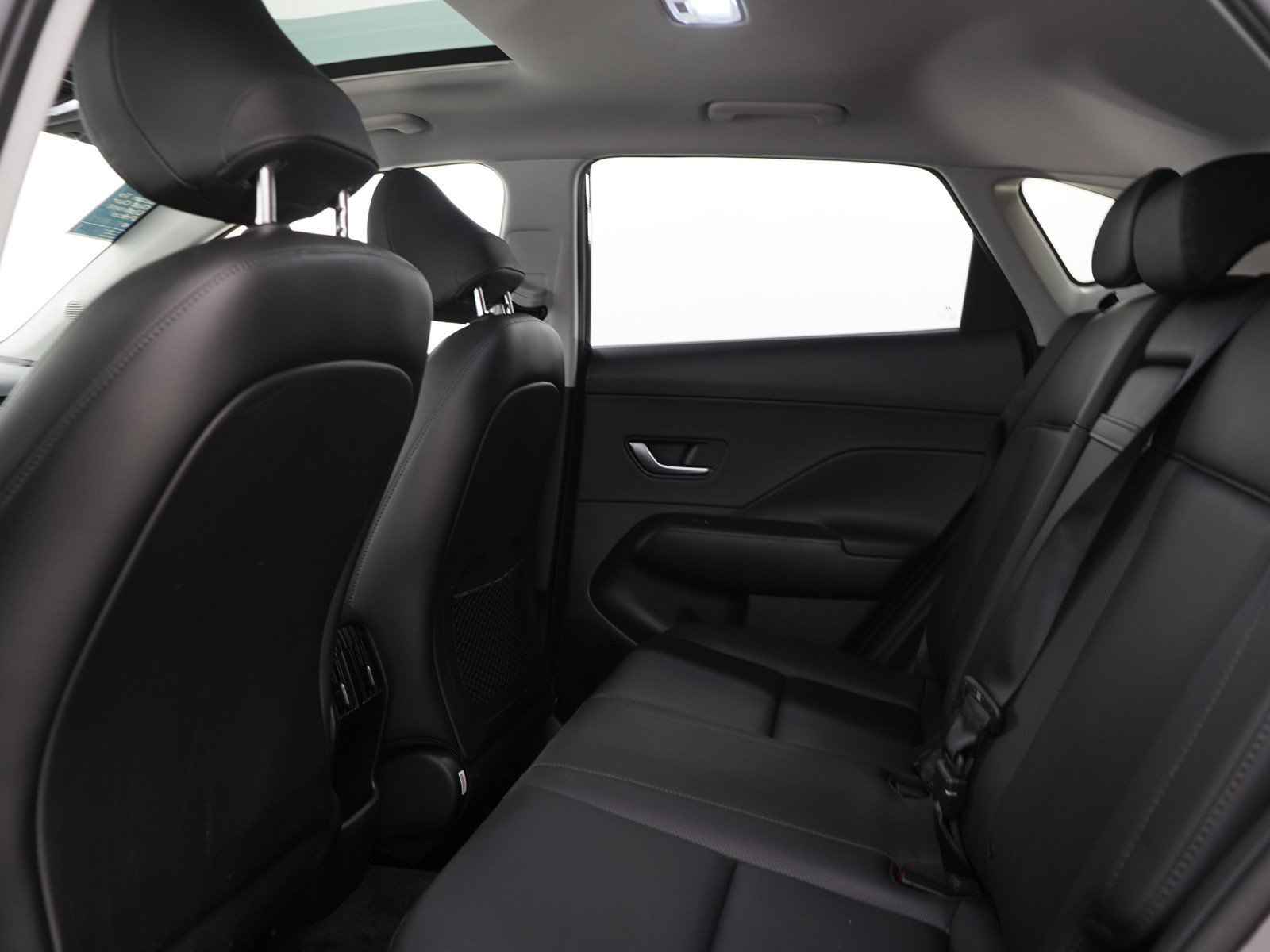 2025 Hyundai Kona Limited - Photo 20
