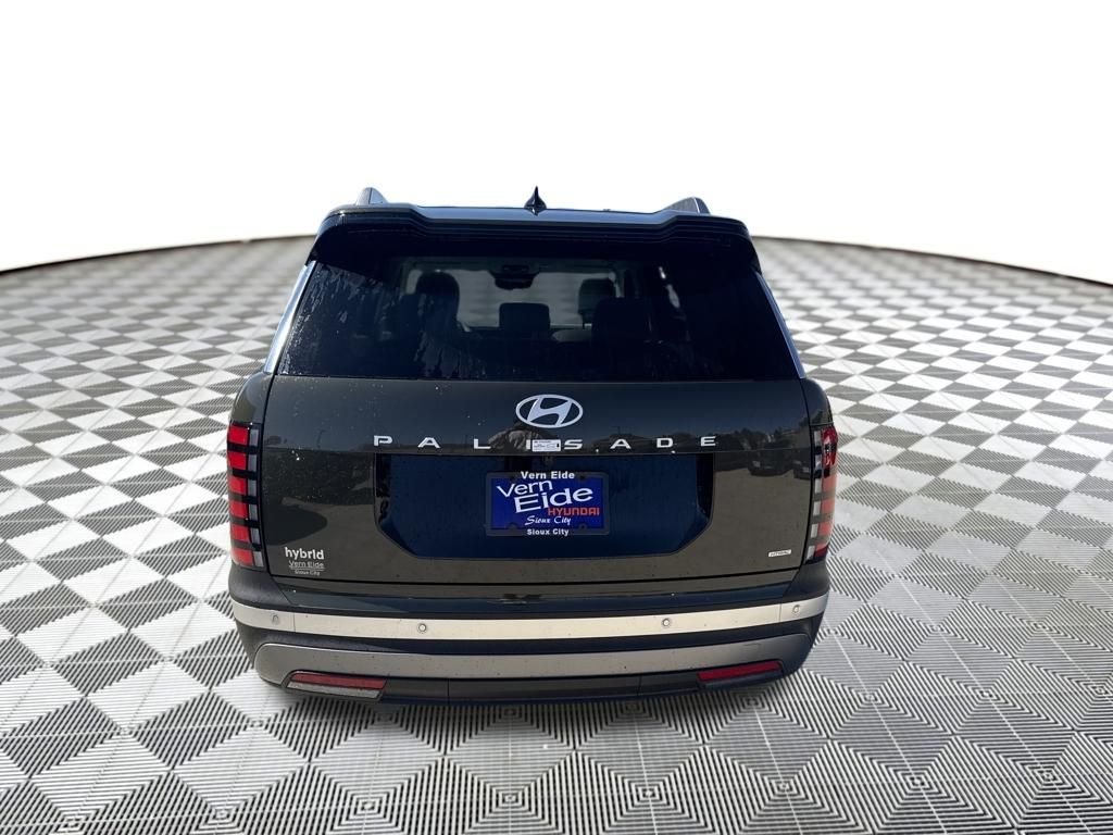 New 2026 Silver Hyundai SEL Premium image 4