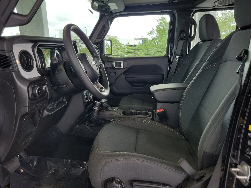 New 2026 Black Clear-Coat Exterior Paint Jeep Sport image 16