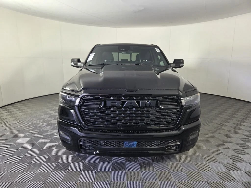 New 2026 Diamond Black Crystal Pearl-Coat Exterior Paint RAM Big Horn image 3