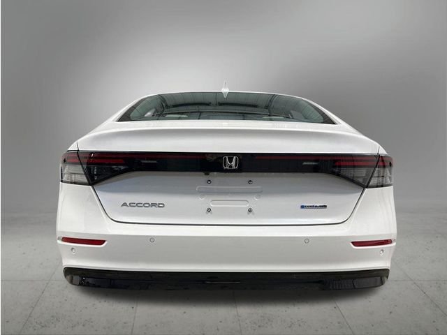 New 2026 Platinum White Pearl Honda EX-L image 4