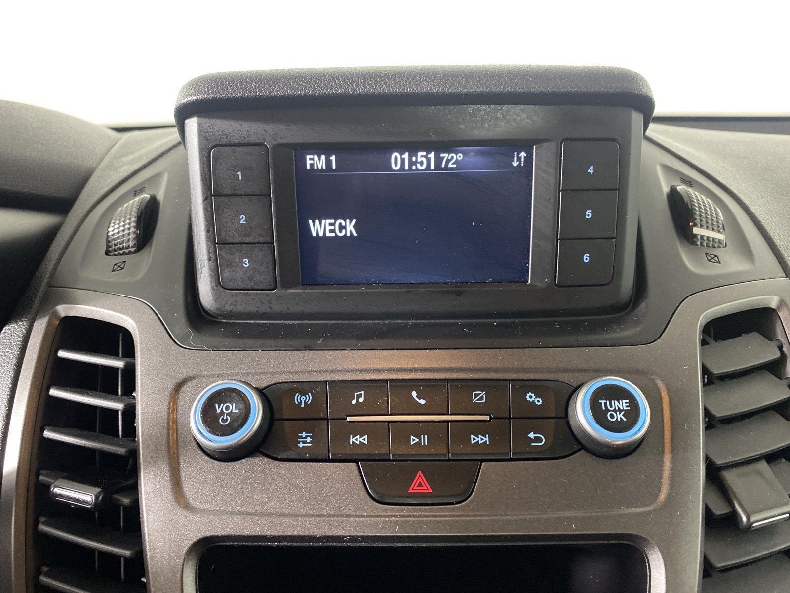 Used 2023 Frozen White Ford XL image 19