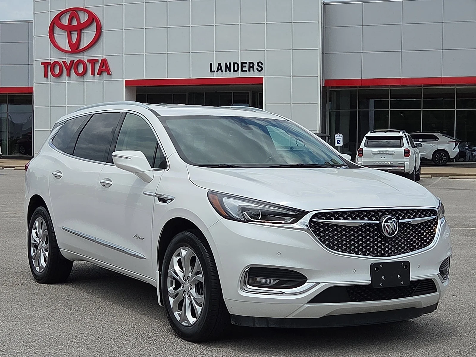 2020 Buick Enclave Avenir's photo