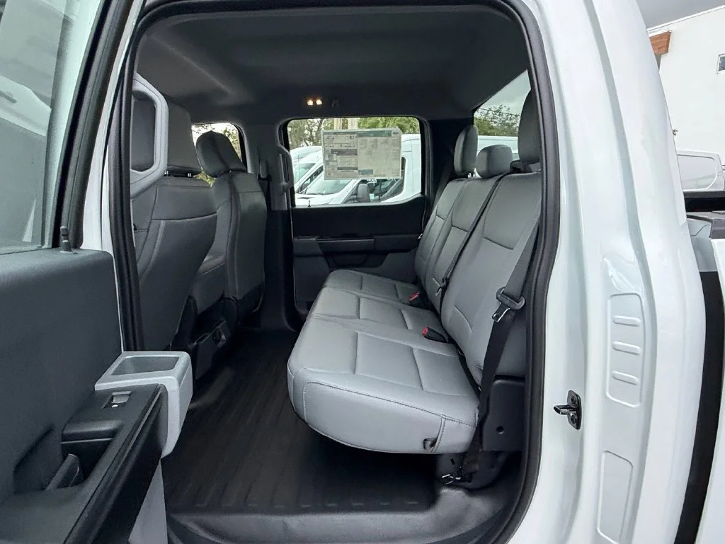 New 2026 Oxford White Ford XL image 10