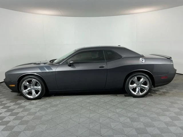 Used 2014 Gray Dodge R/T image 8