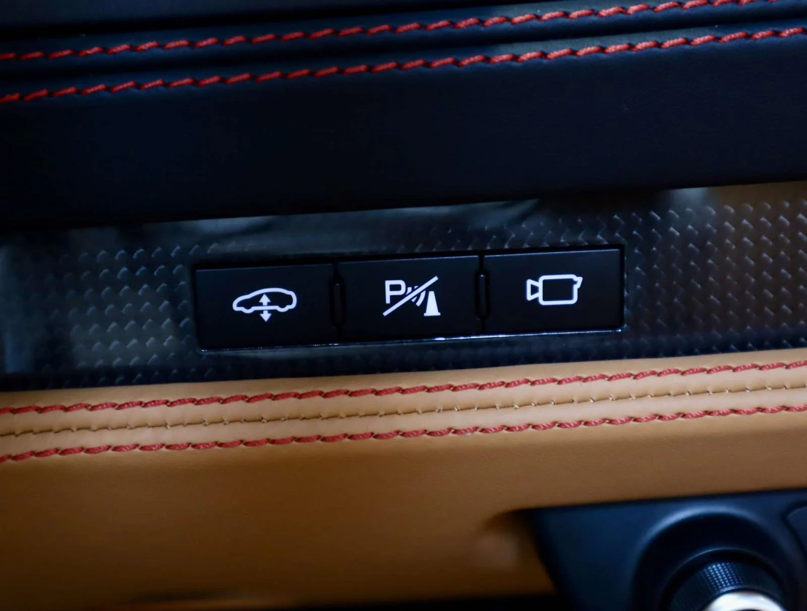 Used 2022 Rosso Corsa Ferrari Convertible image 36