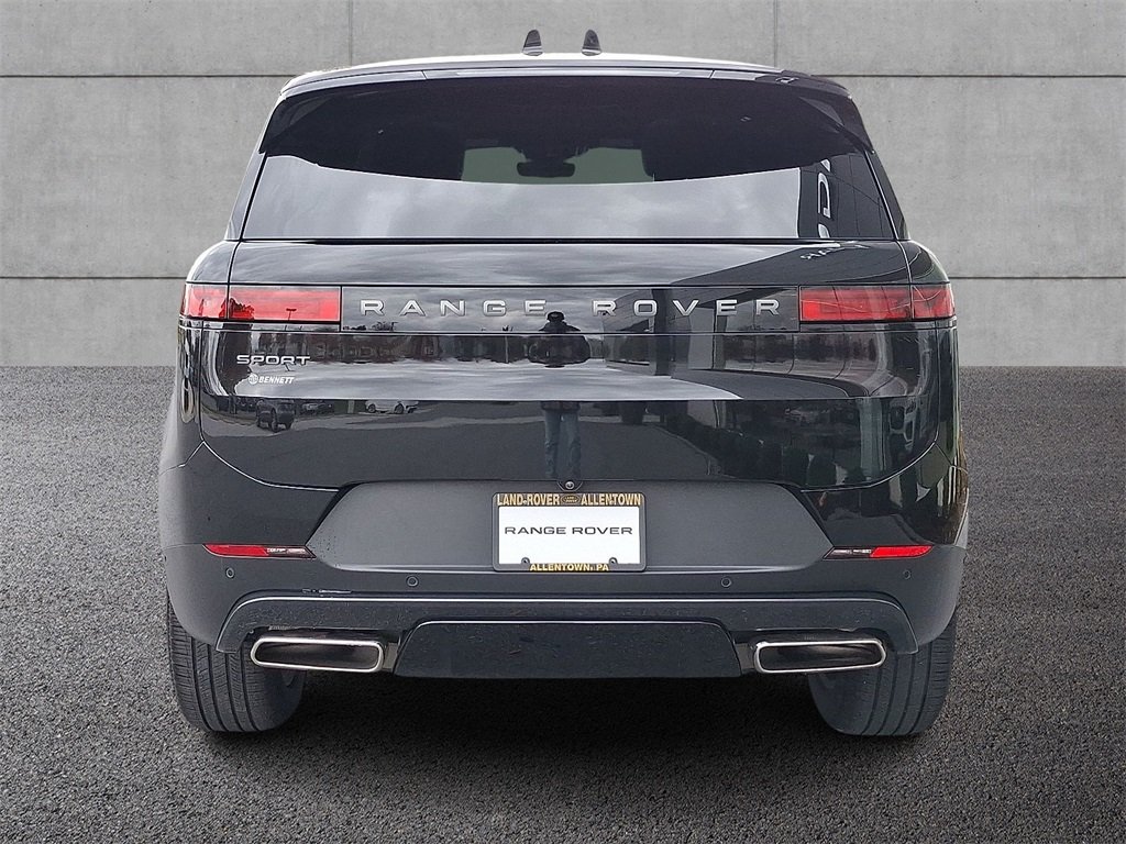 2025 Land Rover Range Rover Sport P360 S photo 4