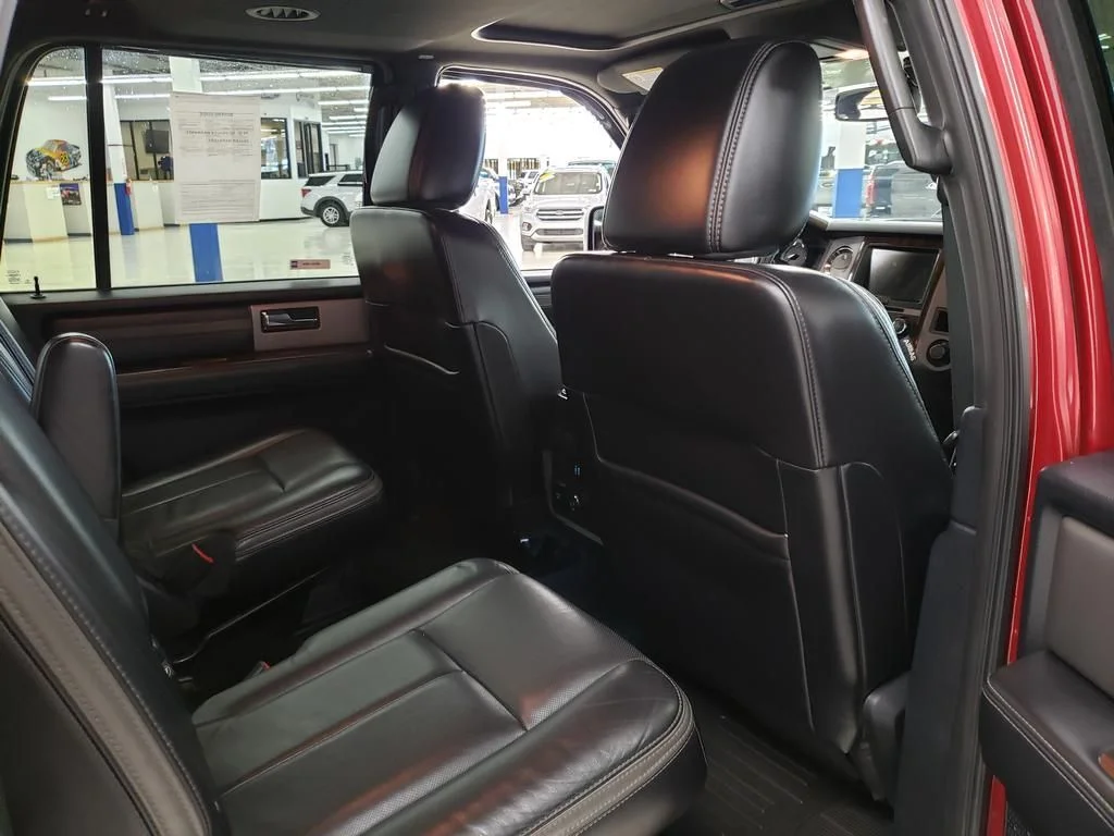 Used 2016 Red Ford Platinum image 18