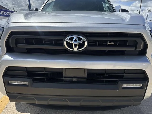 Used 2025 Silver Toyota SR5 image 3