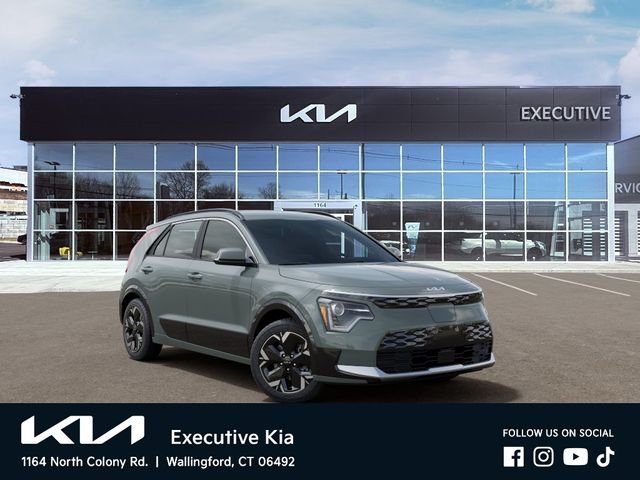 New 2026 Green Kia Wind image 8