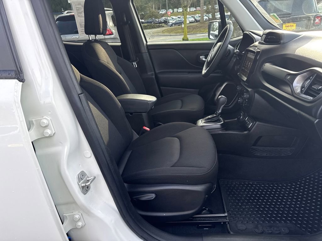 2023 Jeep Renegade Latitude - Photo 10