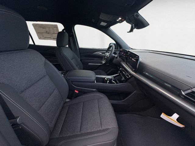 2027 Chevrolet Traverse LT - Photo 16
