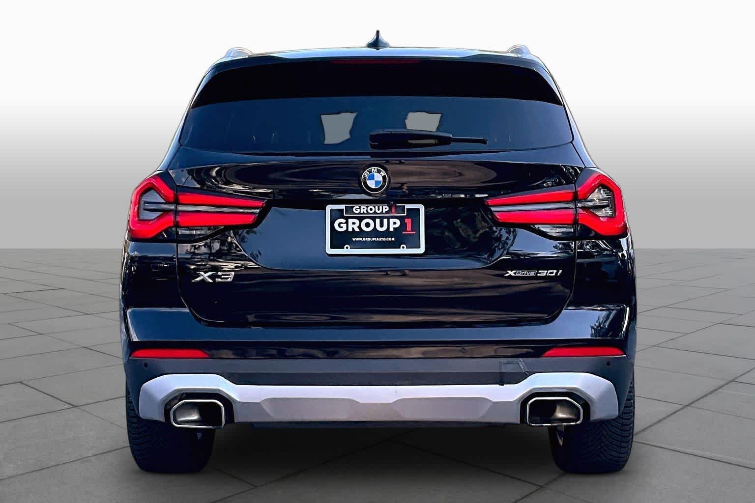 Used 2023 Jet Black BMW xDrive30i image 5