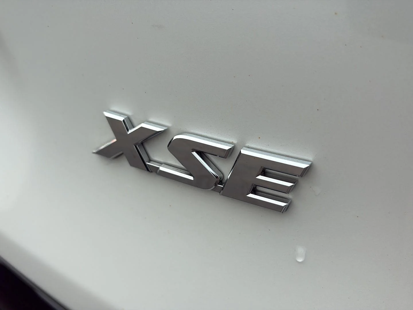 Used 2024 Wind Chill Pearl w/Midnight Black Metallic Roof Toyota XSE image 15