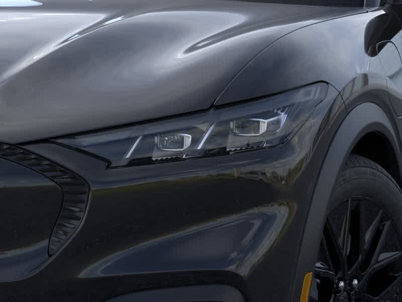 New 2026 Shadow Black Ford Select image 18