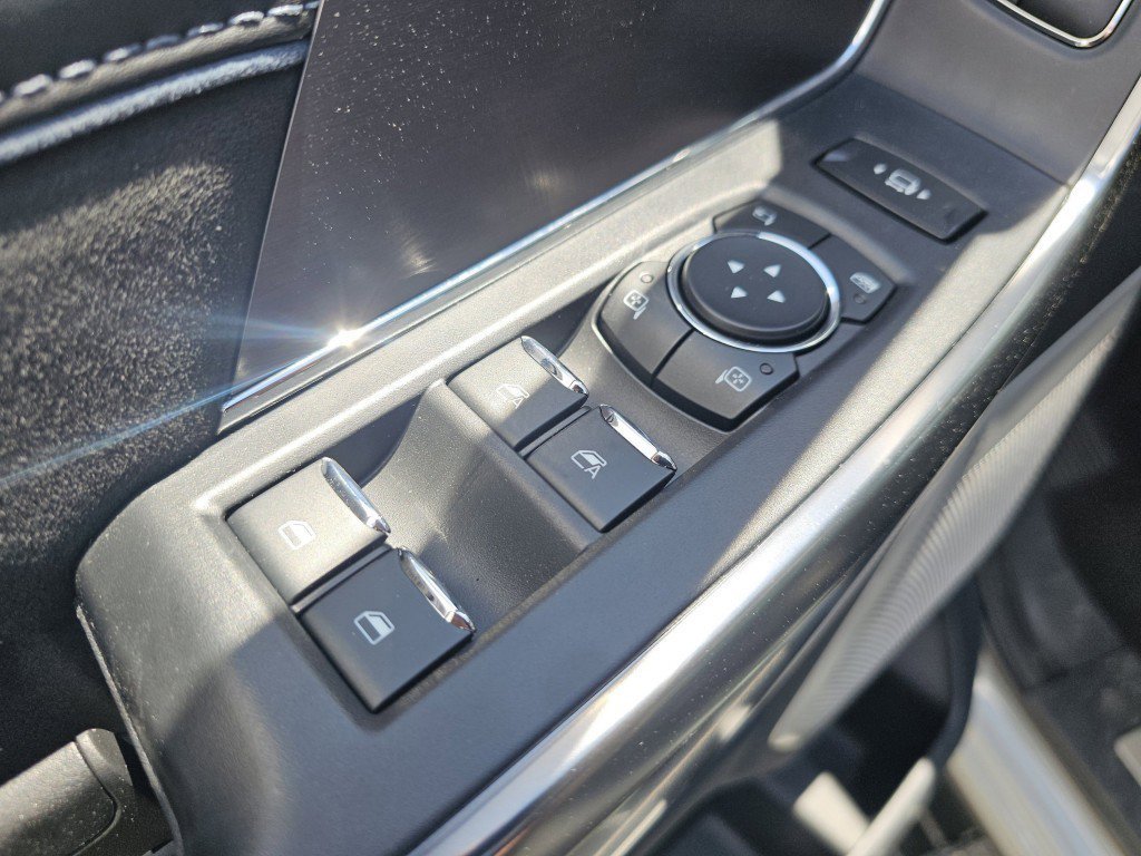 New 2026 Avalanche Ford F-350® Platinum® image 32